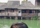 行路拾光：#生活美学 #每天都有值得记录的瞬间 #古镇旅行穿搭