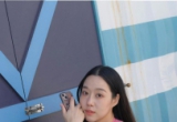 夏天想穿出松弛女人味？一件妥帖剪裁包臀裙就够了