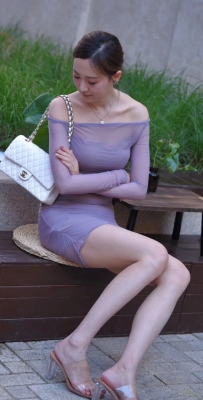 高贵典雅的美女