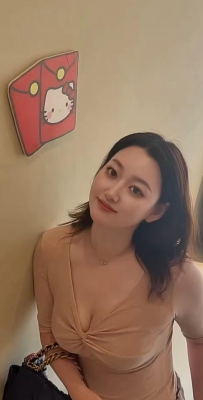 日常讨论社：一定要看到最后 别怪我没提醒 世界纷纷扰扰喧喧闹闹，什么是真实。为你跌跌撞撞傻傻笑笑，买一杯果汁#徐州探店 #微胖穿搭#丰满型 #拍照打卡