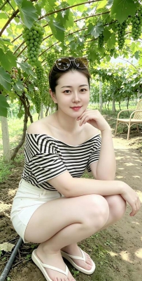 做个美丽又自信的女人 #青春永驻容颜不老 #农场采摘 夏日向往的生活 #自由采摘的快乐 #女人就要美美的 #爱生活爱自拍